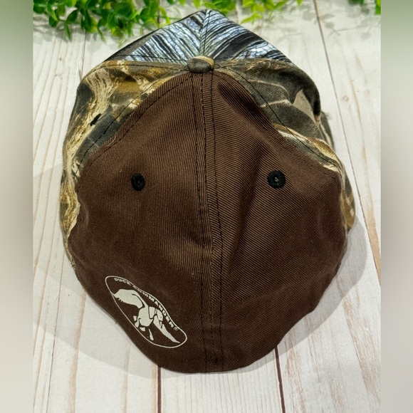Paramount Fear The Beard Men’s Hat/Cap With Gold Fish hook L-XL - Picture 3 of 6